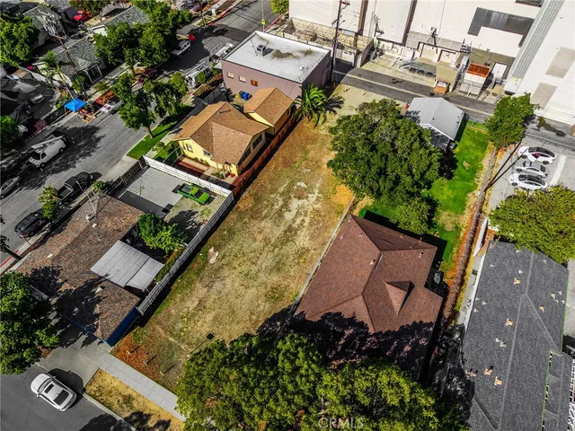 $330,000 | 220 West C Street, Ontario, CA 91762