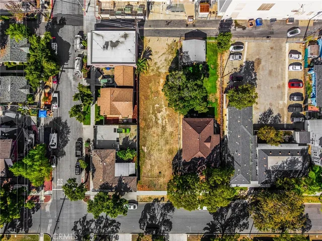 $330,000 | 220 West C Street, Ontario, CA 91762