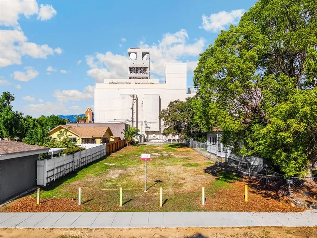 $330,000 | 220 West C Street, Ontario, CA 91762