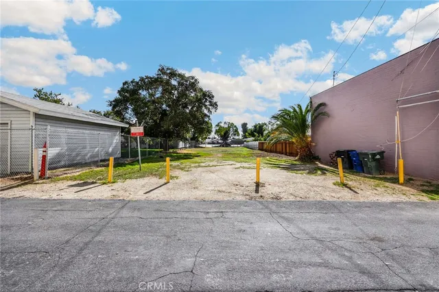 $330,000 | 220 West C Street, Ontario, CA 91762