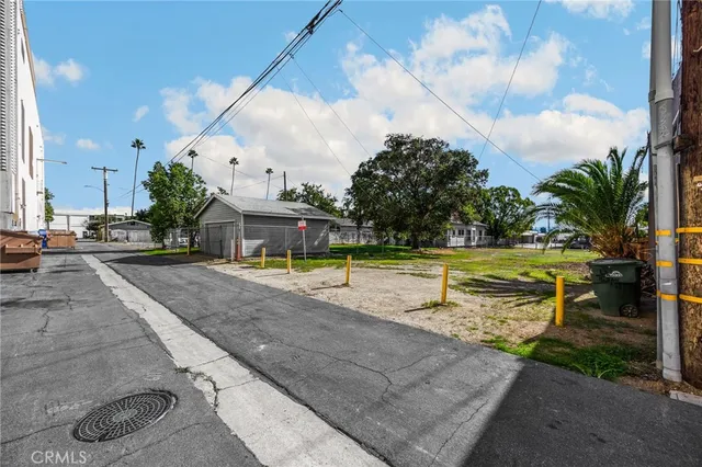 $330,000 | 220 West C Street, Ontario, CA 91762