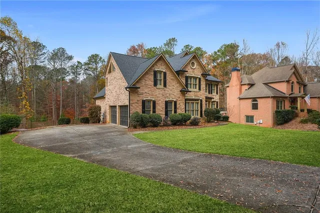 $900,000 | 338 Grand Avenue, Suwanee, GA 30024