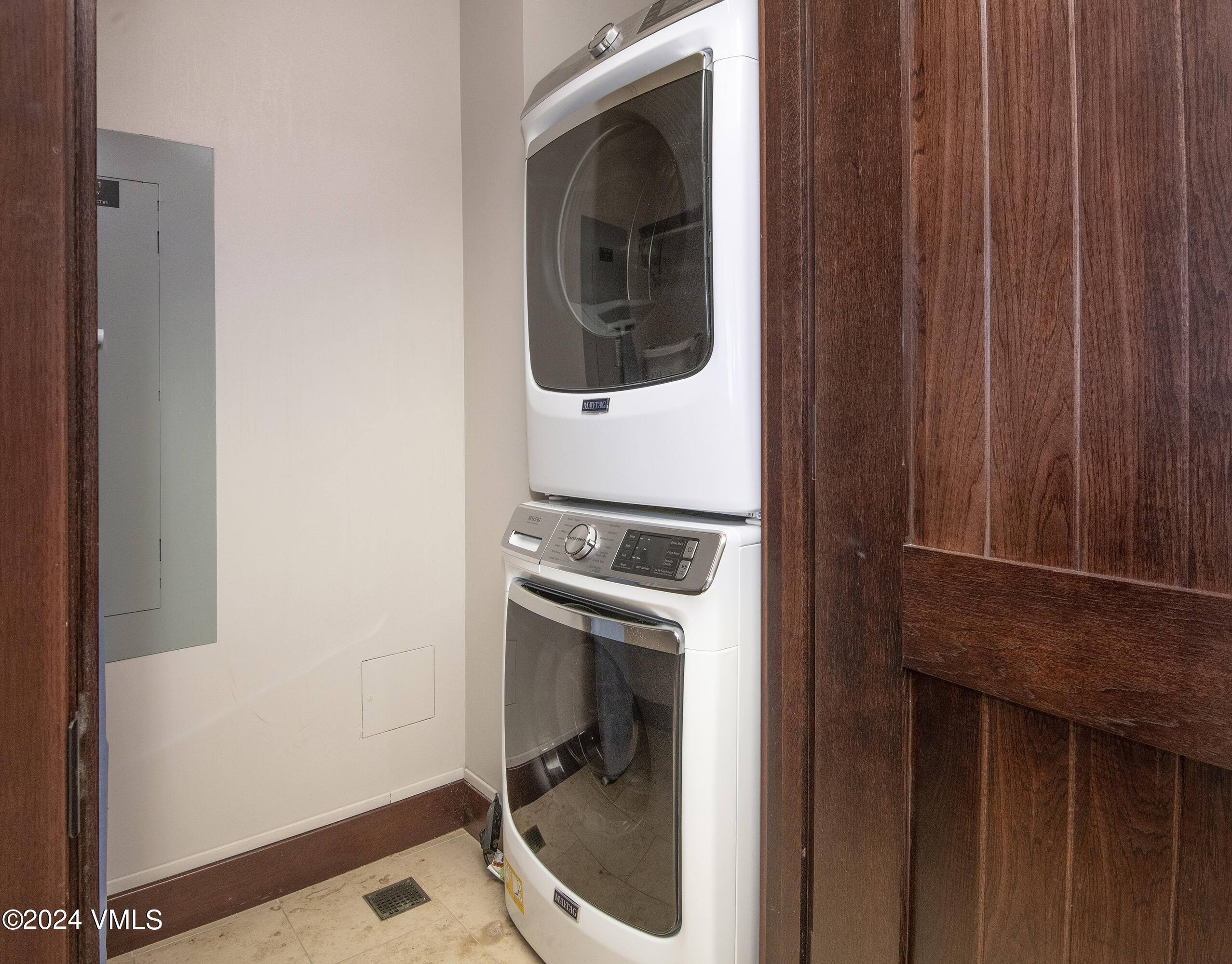 1 Vail Road, Unit 5101L Vail, CO 81657 - Photo 11 of 21 Four-Season-5101-MLS_11