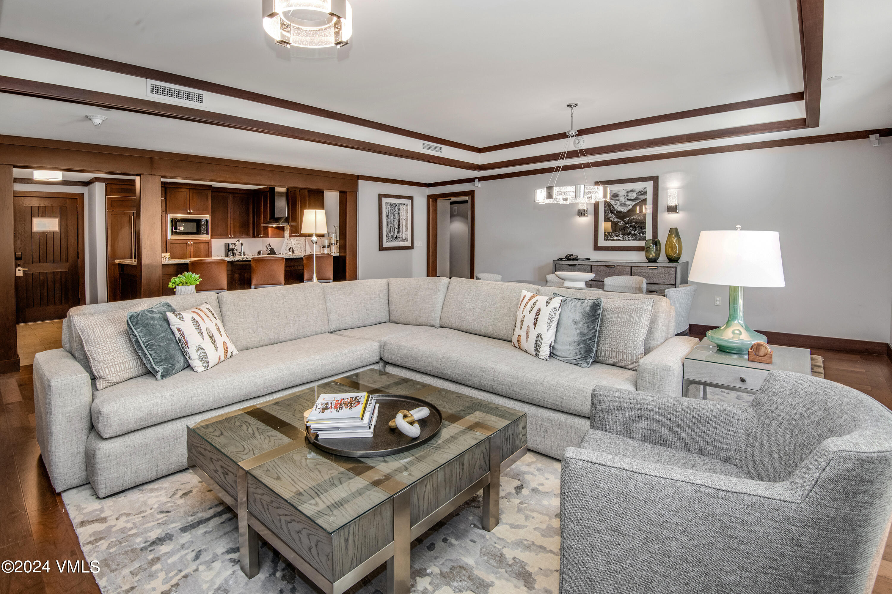 1 Vail Road, Unit 5101L Vail, CO 81657 - Photo 4 of 21 Four-Season-5101-MLS_08