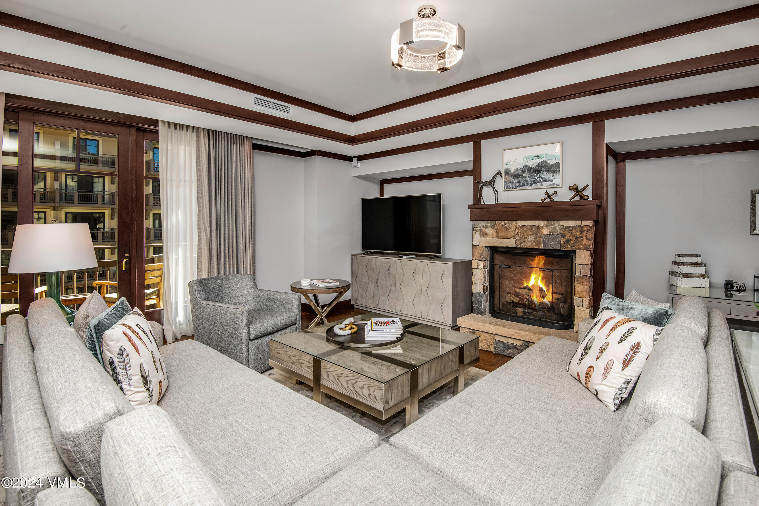 1 Vail Road, Unit 5101L Vail, CO 81657 - Photo 5 of 21 Four-Season-5101-MLS_06