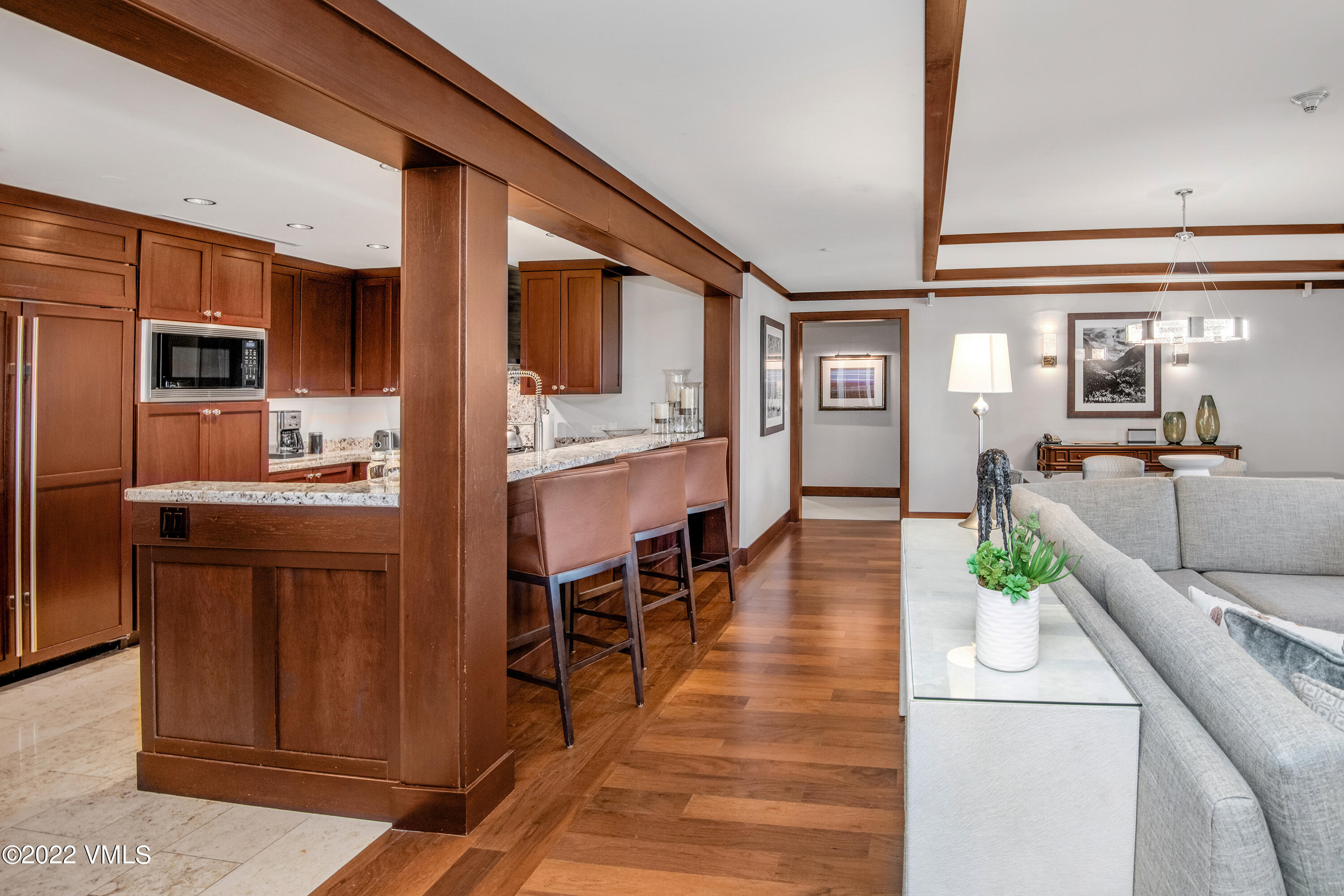1 Vail Road, Unit 5101L Vail, CO 81657 - Photo 8 of 21 Four Seasons 8101 Kitchen
