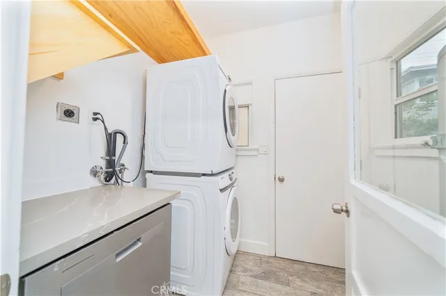 $4,000 | 1253 Del Rey Avenue, Pasadena, CA 91107