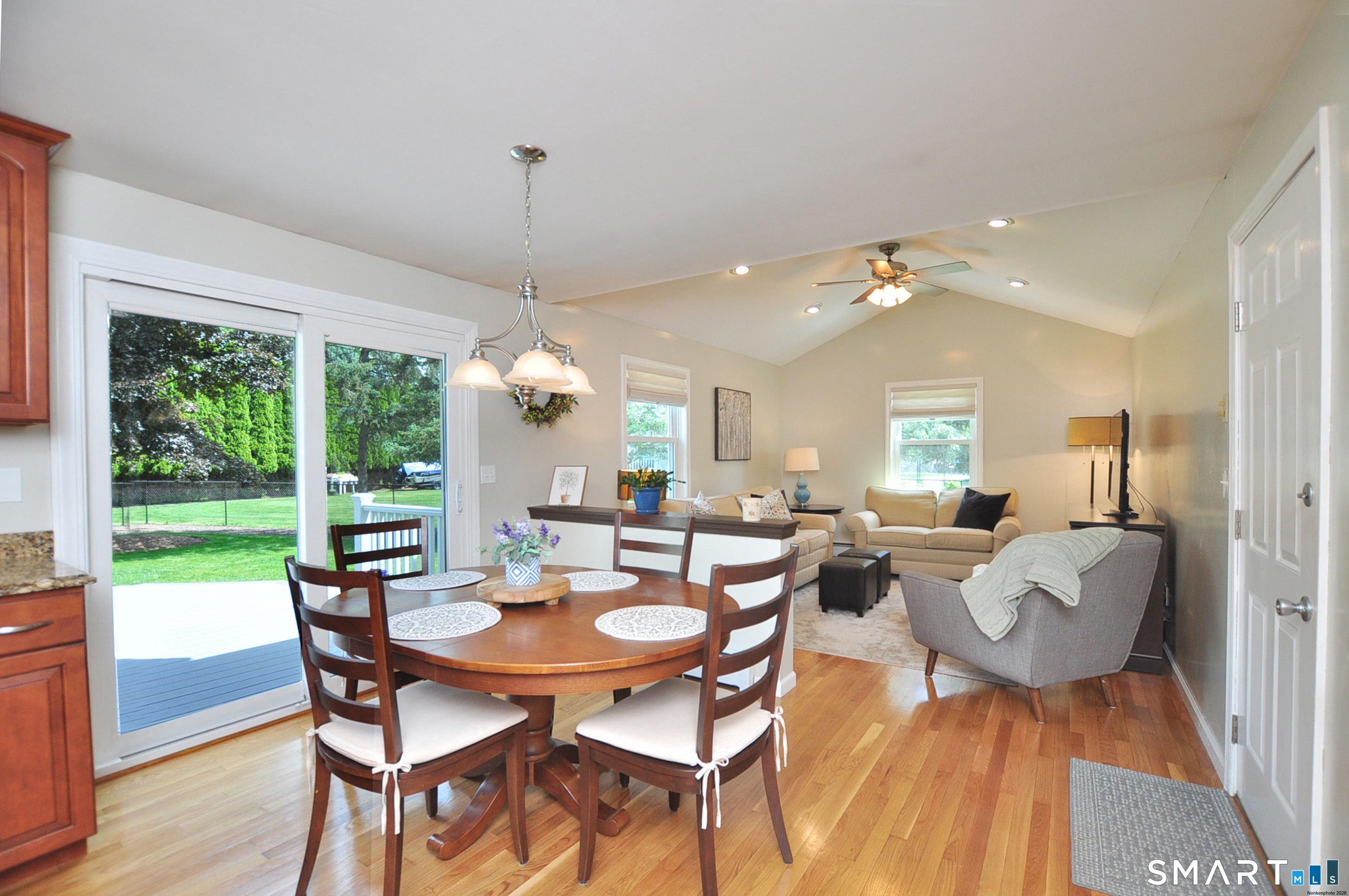 22 Pebblebrook Windsor, CT 06095 - Photo 10 of 36