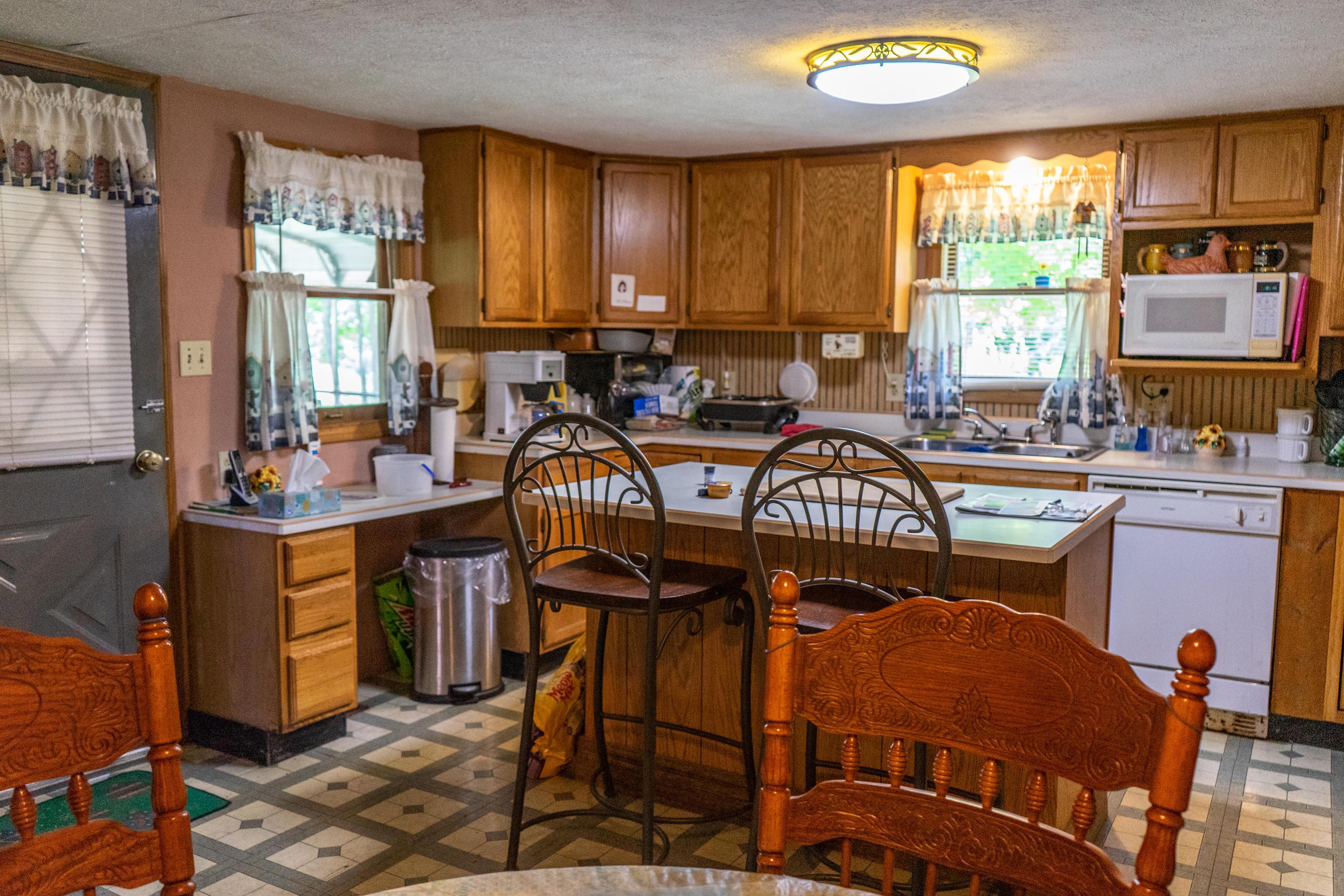 60135 Mt Zion Road McArthur, OH 45651 - Photo 10 of 31