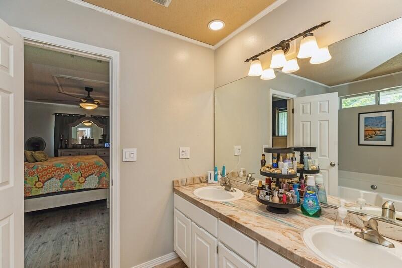 711 Riva Ridge Drive Crestview, FL 32539 - Photo 24 of 35 25_711RiveRidgeDr_2050_FlexMLS800x600_80