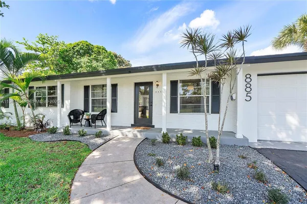 $739,000 | 885 Camellia Court, Plantation, FL 33317