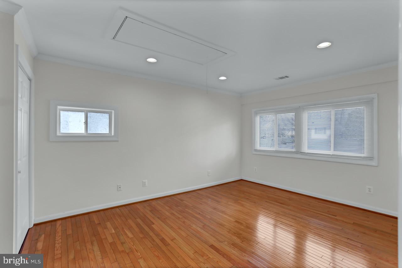 5608 Ottawa Road Centreville, VA 20120 - Photo 11 of 16 Bedroom 2