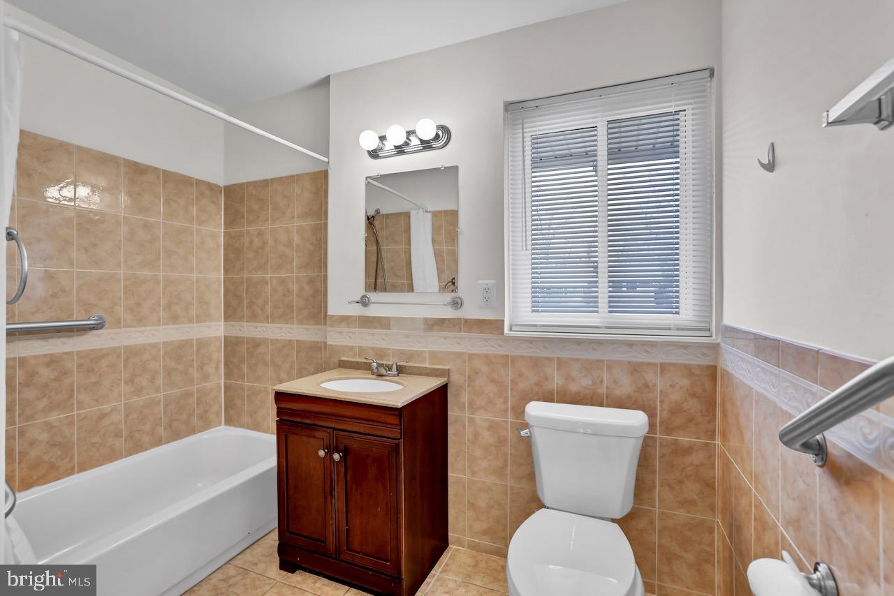 5608 Ottawa Road Centreville, VA 20120 - Photo 14 of 16 Full bath