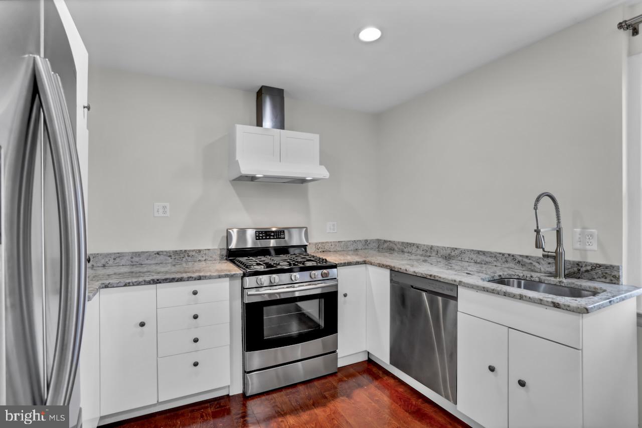 5608 Ottawa Road Centreville, VA 20120 - Photo 4 of 16