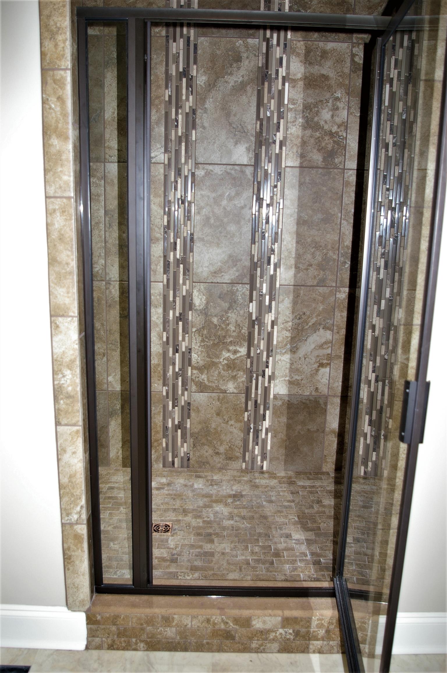 1 Sheltontown Road Manchester, TN 37355 - Photo 17 of 27 a view of a bathroom that has a glass door