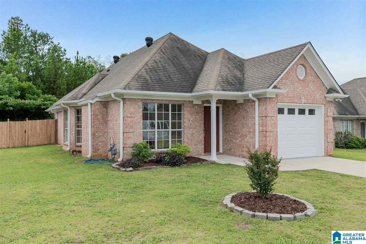 432 Daventry Circle Calera, AL 35040 - Photo 2 of 37