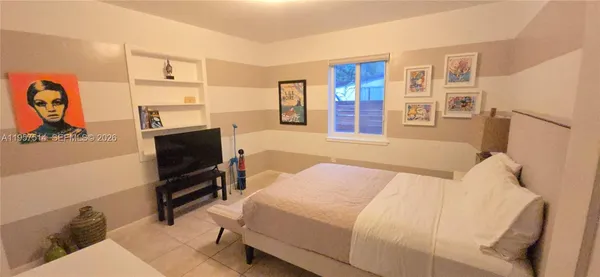 $5,000 | 875 Northeast 130th Street, North Miami, FL 33161