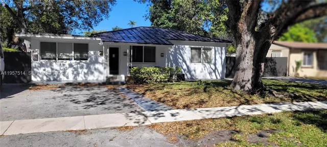 $5,000 | 875 Northeast 130th Street, North Miami, FL 33161