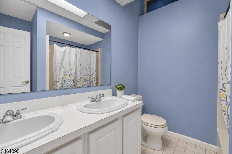 8 Spring Hill Road Annandale, NJ 08801 - Photo 33 of 48 Gallery Image 33