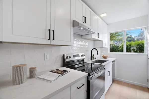 $730,000 | 1318 Terra Nova Boulevard, Pacifica, CA 94044