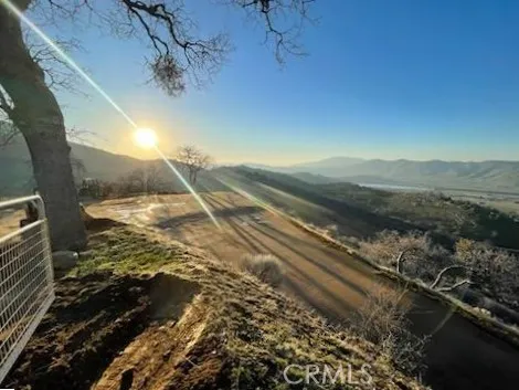 0 Zurich Tehachapi, CA 93561 - Photo 28 of 51 Must love sunsets!