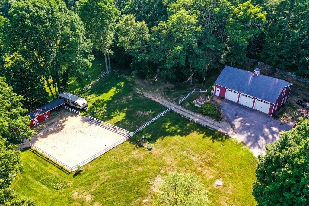 866 Tipton Rock Road Southbridge, MA 01550 - Photo 5 of 26 Gallery Image 5