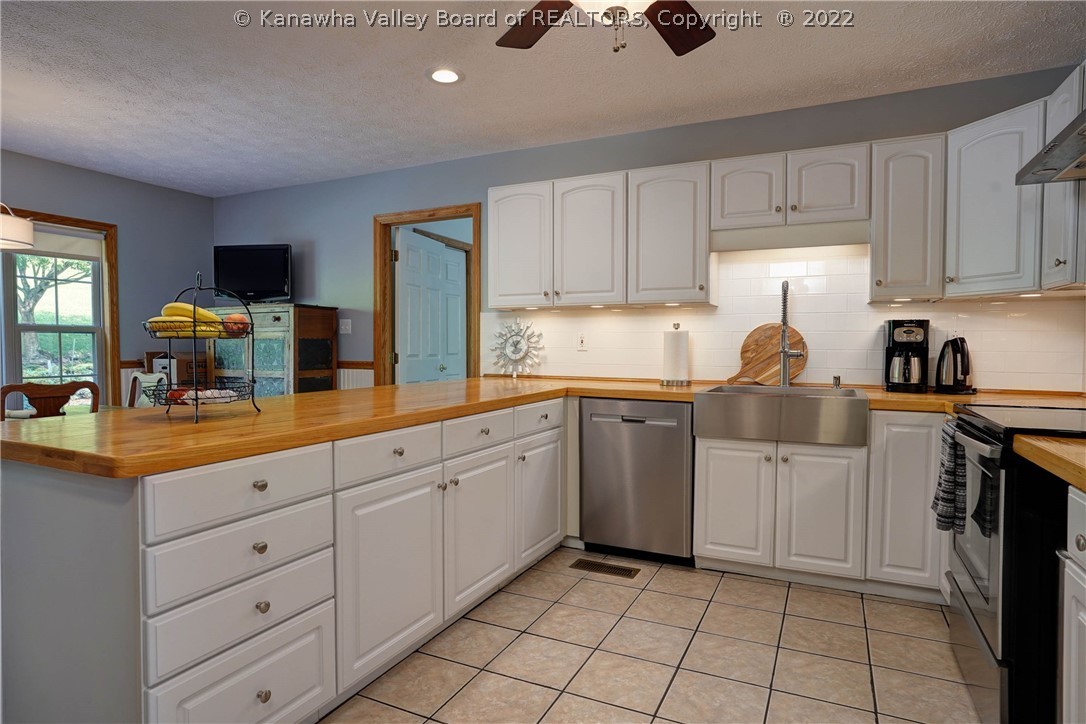 1231 Paula Road Charleston, WV 25314 - Photo 10 of 39 Gallery Image 10