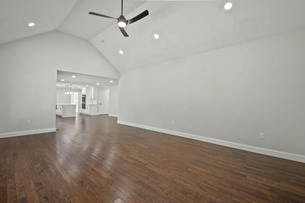 47 Barrows Road Worcester, MA 01609 - Photo 8 of 42 Gallery Image 8