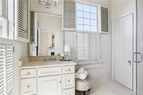 $1,050,000 | 5533 Atlanta Street, New Orleans, LA 70115