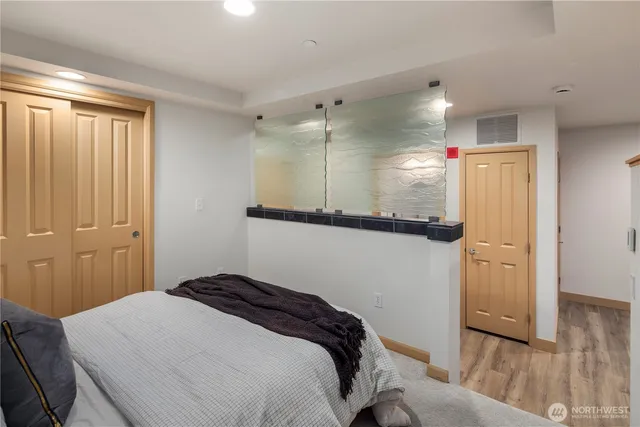 $2,200 | 2319 1st Avenue, Unit 203, Seattle, WA 98121