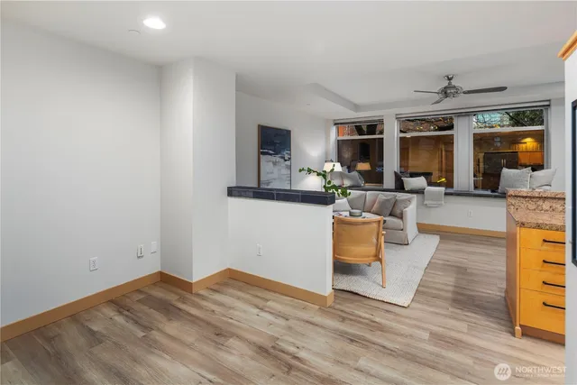 $2,200 | 2319 1st Avenue, Unit 203, Seattle, WA 98121