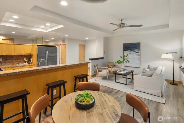 $2,200 | 2319 1st Avenue, Unit 203, Seattle, WA 98121