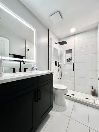$237,900 | 8246 Holly Court, Unit D, Palos Hills, IL 60465