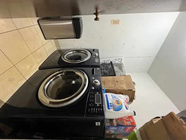$237,900 | 8246 Holly Court, Unit D, Palos Hills, IL 60465