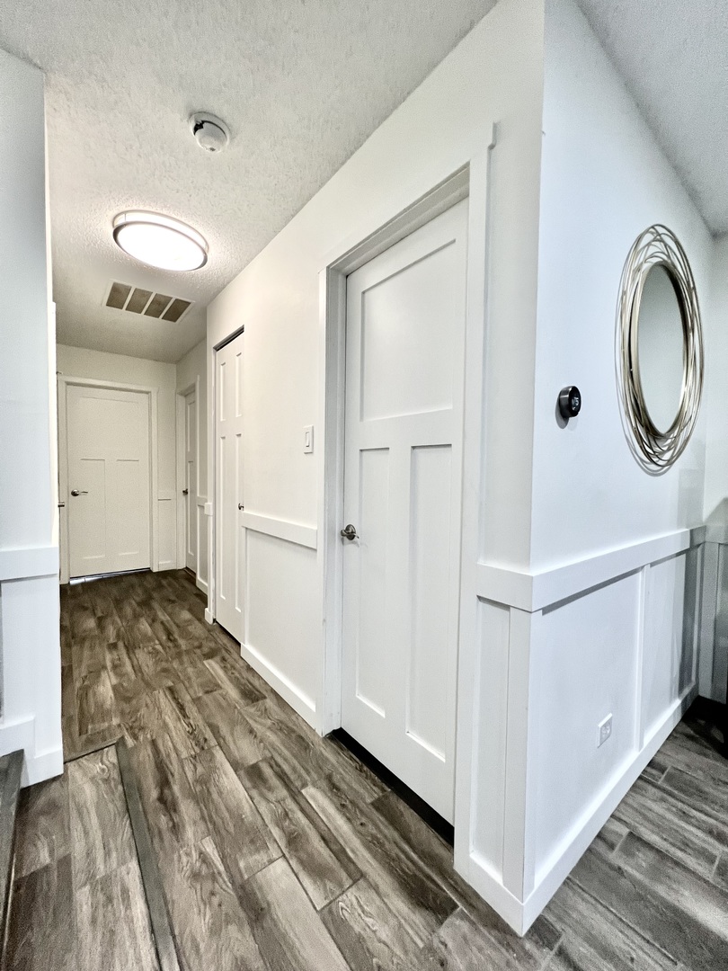 8246 Holly Court, Unit D Palos Hills, IL 60465 - Photo 3 of 23