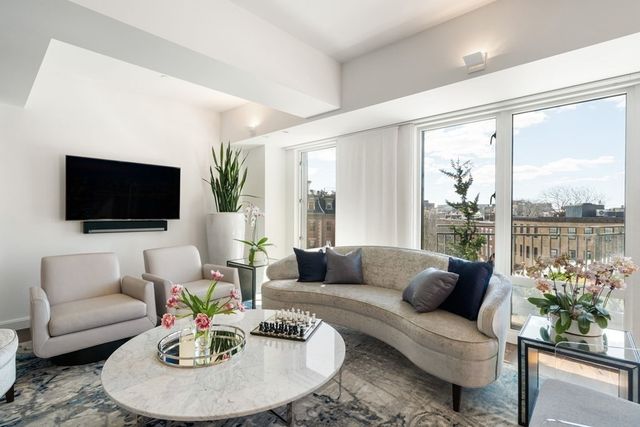 $2,850,000 | 505 Tremont Street, Unit 412, Boston, MA 02116