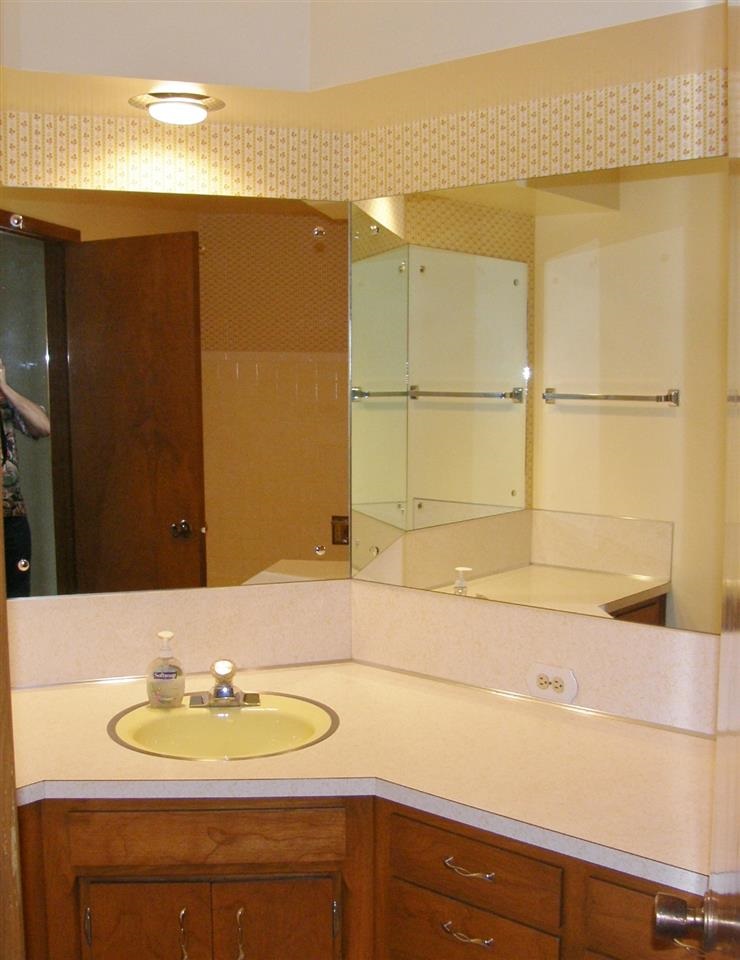 2115 West Gordon Avenue Spokane, WA 99205 - Photo 14 of 20