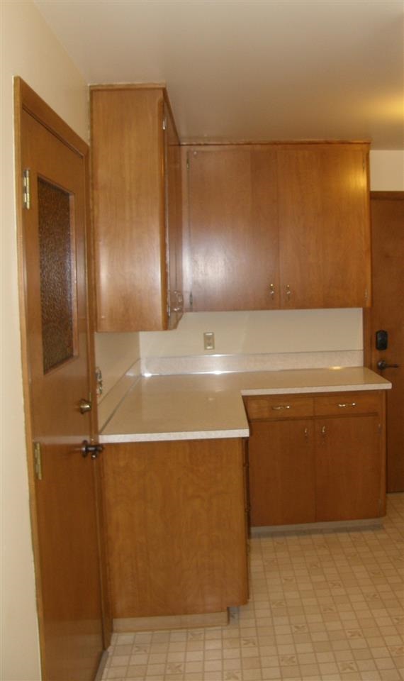 2115 West Gordon Avenue Spokane, WA 99205 - Photo 8 of 20