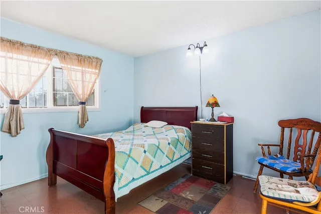 $840,000 | 11474 Gladstone Avenue, Sylmar, CA 91342