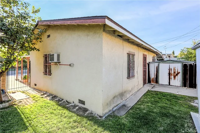 $840,000 | 11474 Gladstone Avenue, Sylmar, CA 91342