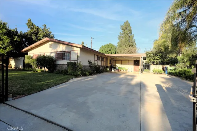 $840,000 | 11474 Gladstone Avenue, Sylmar, CA 91342