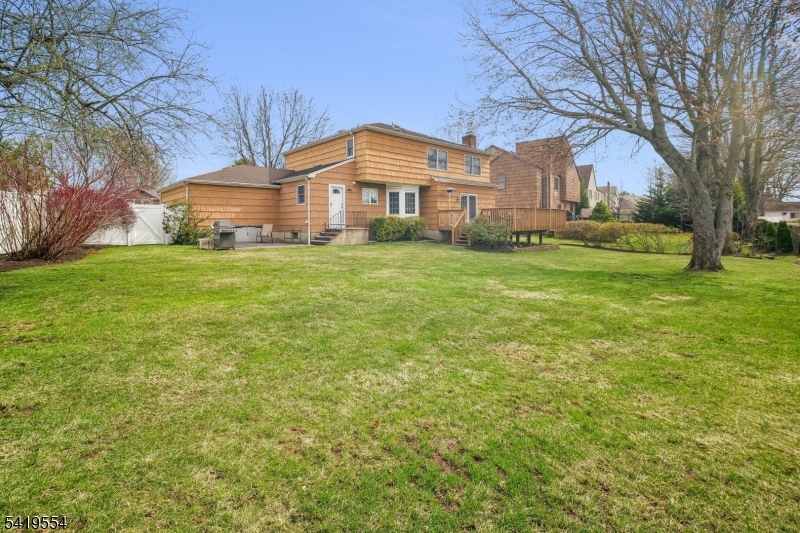 167 New Brook Lane Springfield, NJ 07081 - Photo 17 of 20