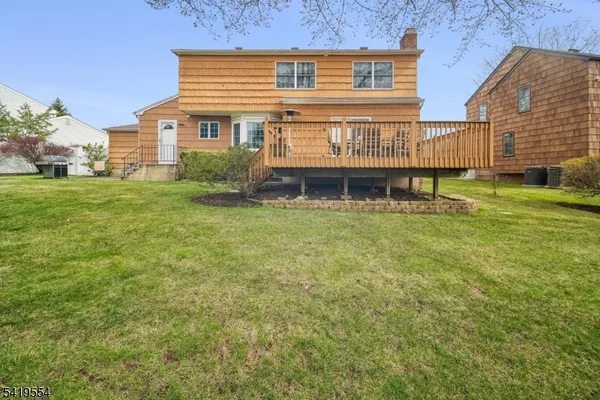 $885,000 | 167 New Brook Lane, Springfield, NJ 07081