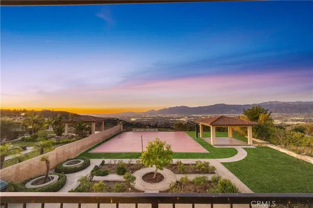 a view of a floor plan