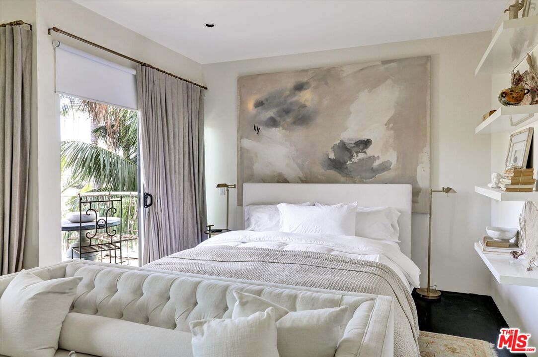 2425 Clement Avenue Venice, CA 90291 - Photo 12 of 31
