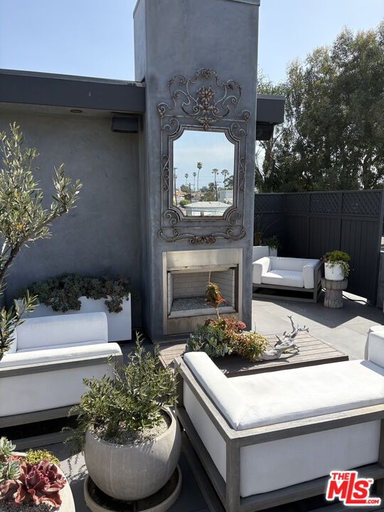 2425 Clement Avenue Venice, CA 90291 - Photo 25 of 25