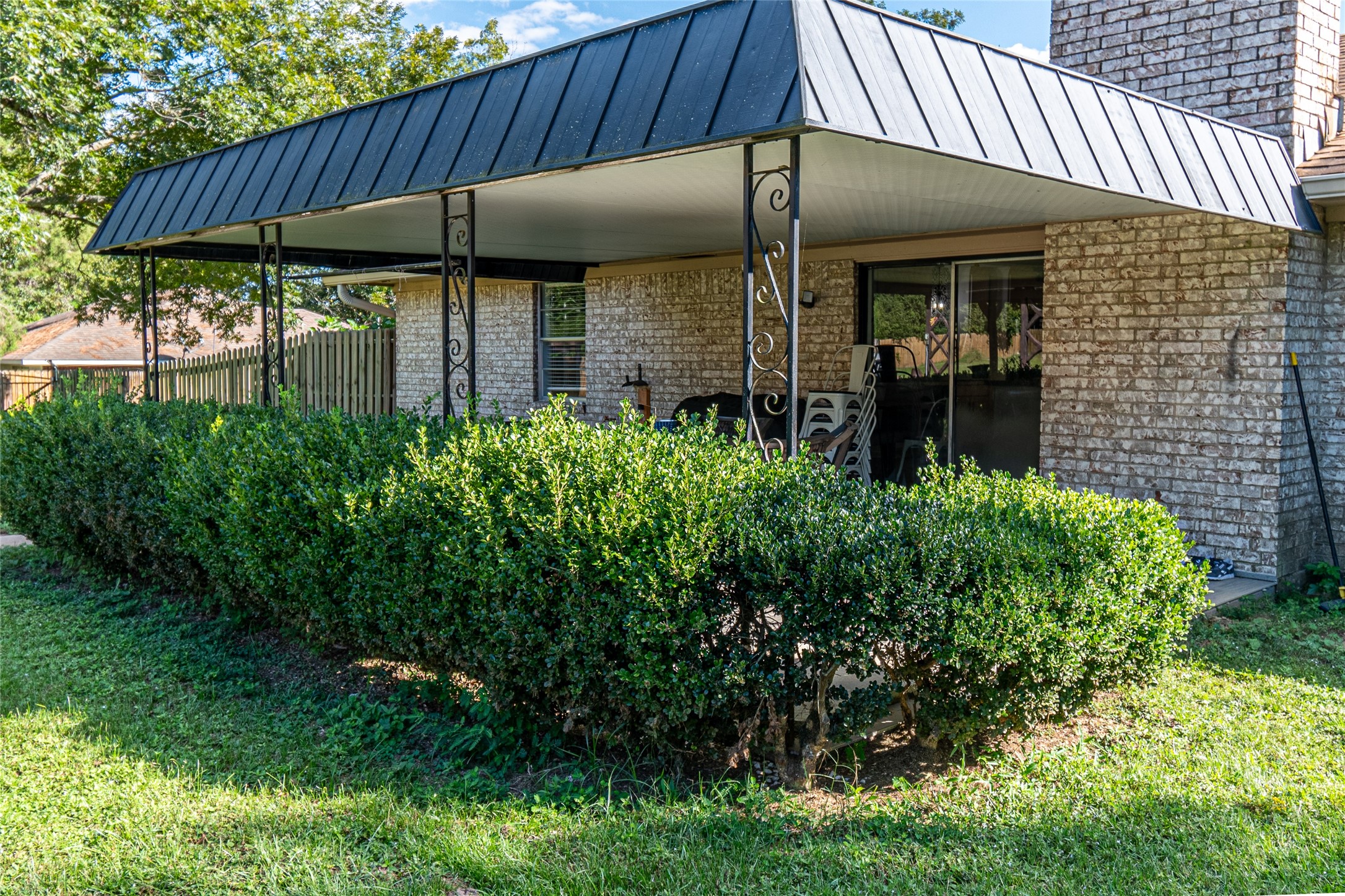 635 East Church Street Centerville, TX 75833 - Photo 24 of 33 an outdoor view of a house with garden
