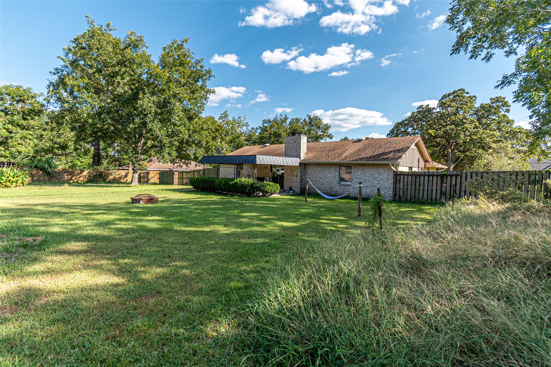 635 East Church Street Centerville, TX 75833 - Photo 27 of 33 a view of a house with a big yard