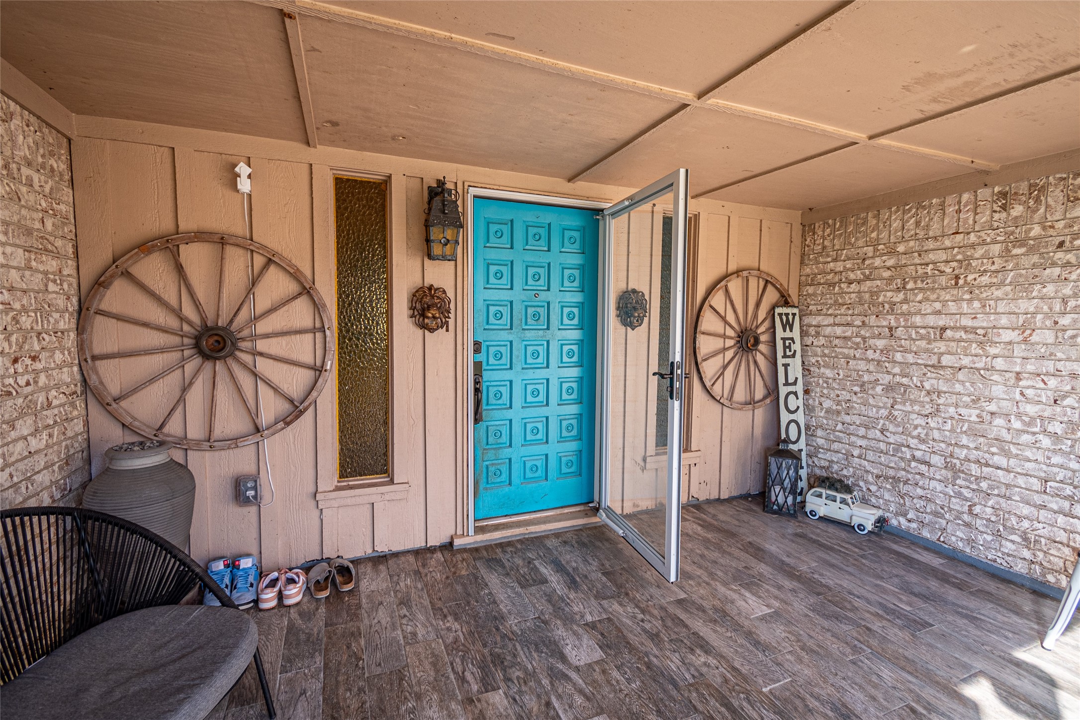 635 East Church Street Centerville, TX 75833 - Photo 32 of 33 a view of a door and wooden floor