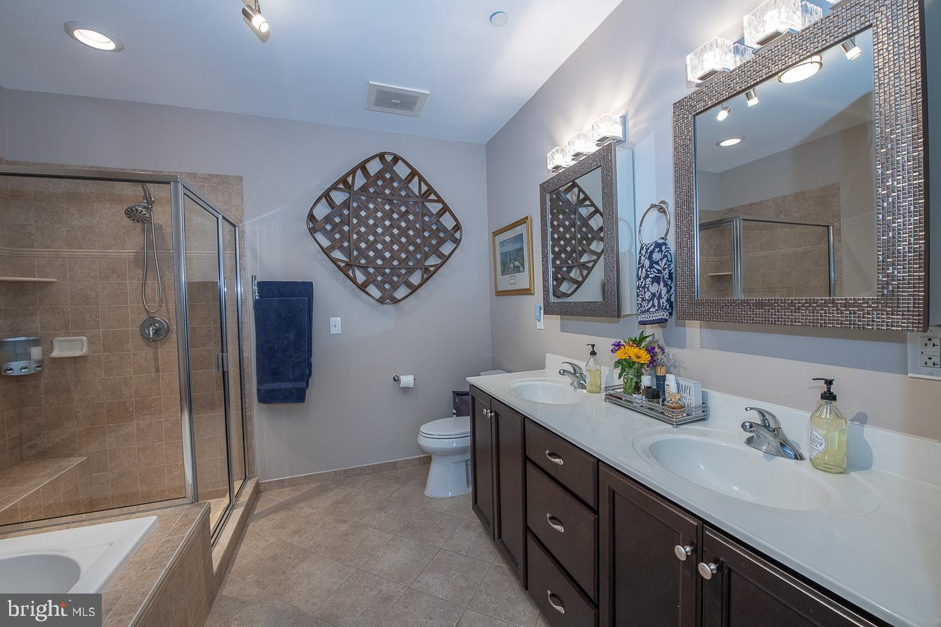 446 Carson Terrace Huntingdon Valley, PA 19006 - Photo 26 of 56 Primary Bathroom